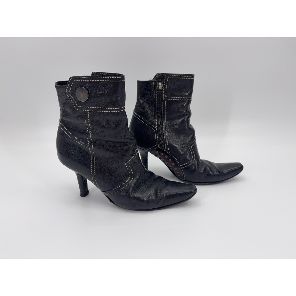B5 Tod's Contrast Leather Ankle Boots 6.5 Black Snip Toe Western Kitten Heel